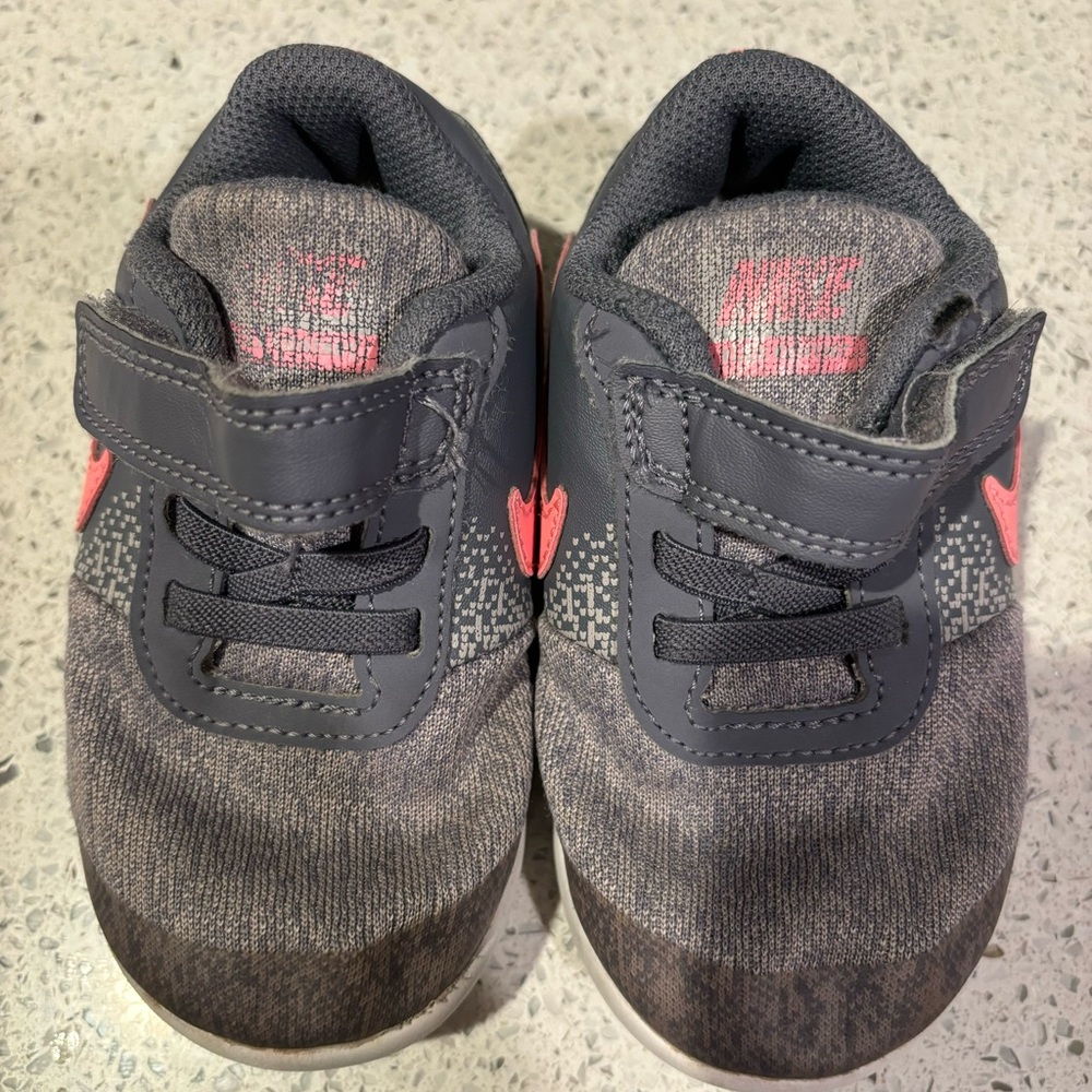 Toddler Nike shoes